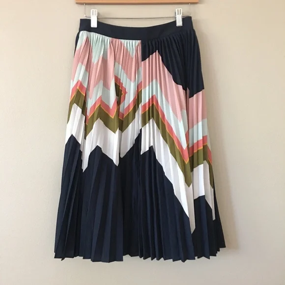 NEW Ted Baker Evianna Missippi Pleated Skirt XS - Picture 3 of 6
